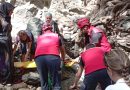 Turist Kayalıklardan Düştü