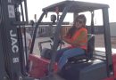 Bu Kadınlar Forklift Operatörü