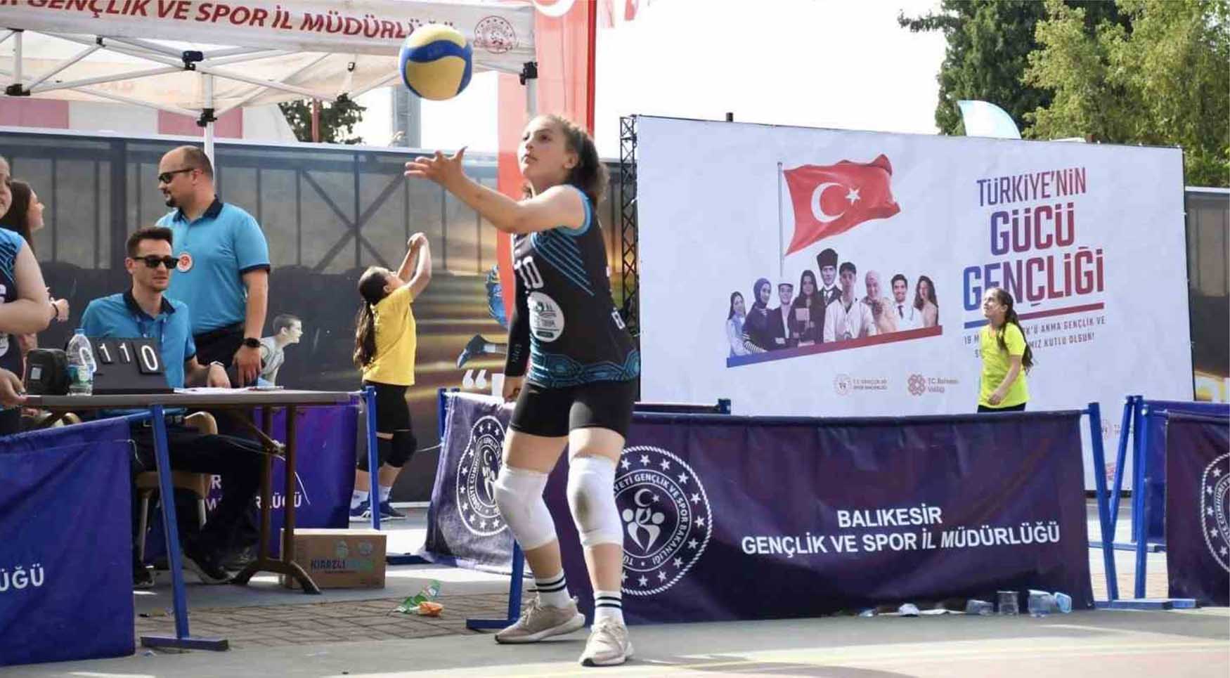 Balıkesirli Gençler Spora Doydu