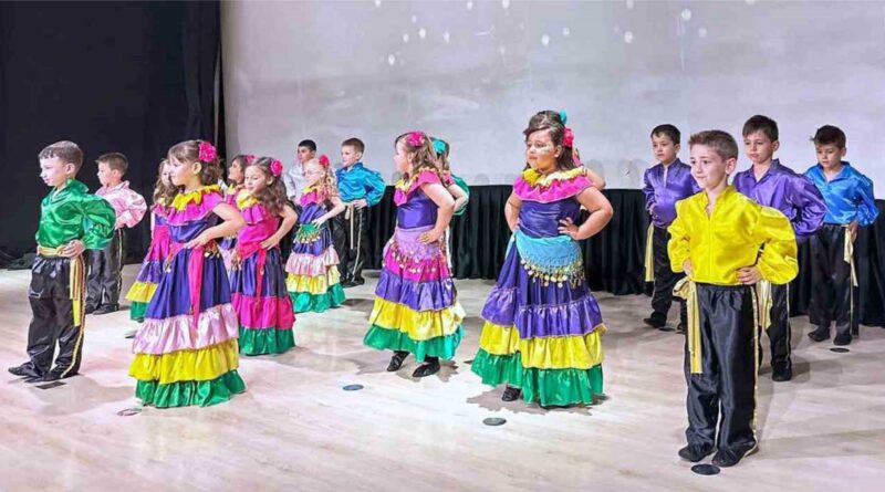 Bandırma Belediyesi Kreşlerinde Mezuniyet Heyecanı