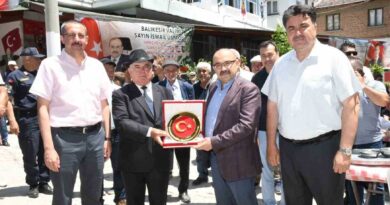 Kütüphane ve Aşevi Açıldı