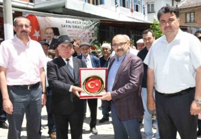 Kütüphane ve Aşevi Açıldı