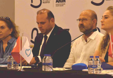 Büyükşehir Ayvalık’ta Muhtarları Dinledi