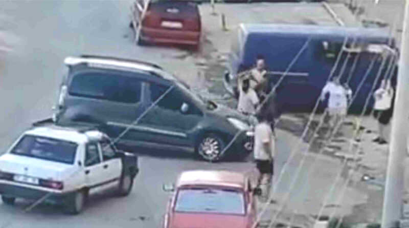 Edremit’te Sopalı Alacak Verecek Kavgası