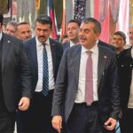 Bakanı Tekin’den, Havran’a Sürpriz Ziyaret