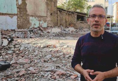 Deprem Araştırmacısı, Sındırgı’da 36 Saat Geçirdi